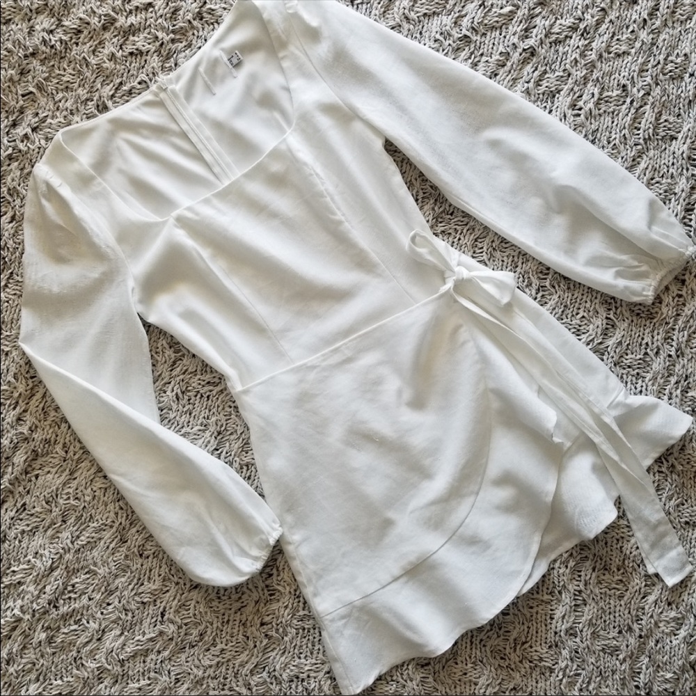 The Villa mini dress white